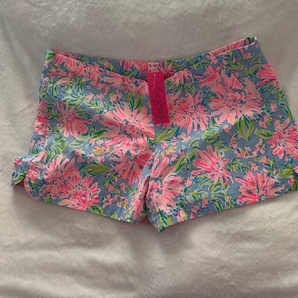 NWT Lilly Pulitzer shorts XL